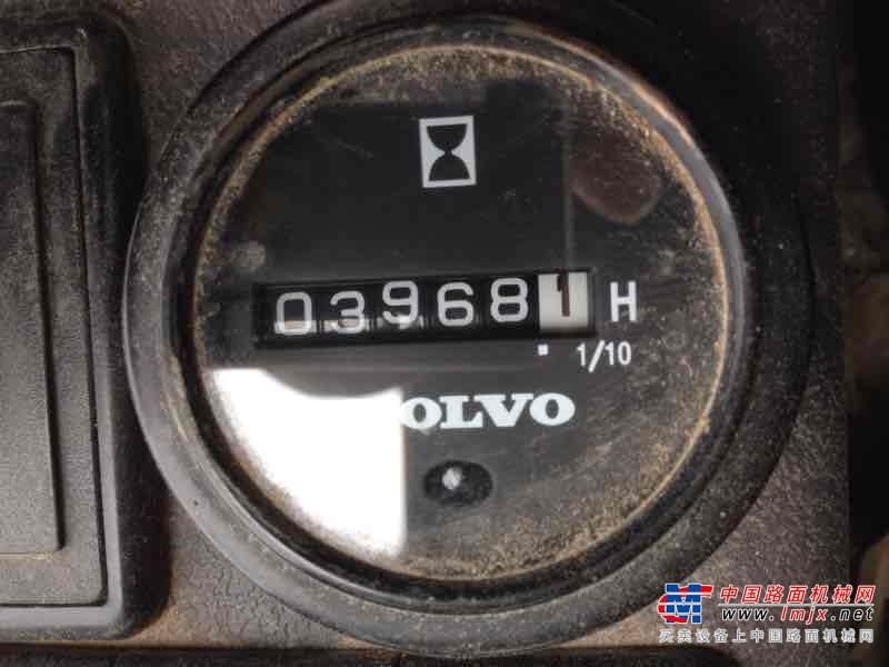 贵州出售转让二手4000小时2013年沃尔沃EC240B挖掘机