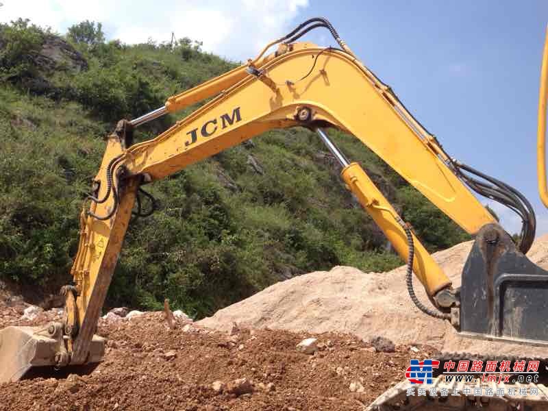 贵州出售转让二手3300小时2013年山重建机JCM906D挖掘机