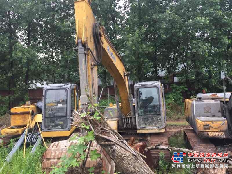江西出售转让二手2800小时2012年徐工XE150D挖掘机