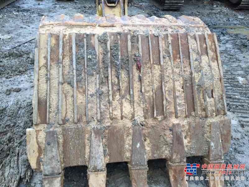 贵州出售转让二手7595小时2010年卡特彼勒320D挖掘机