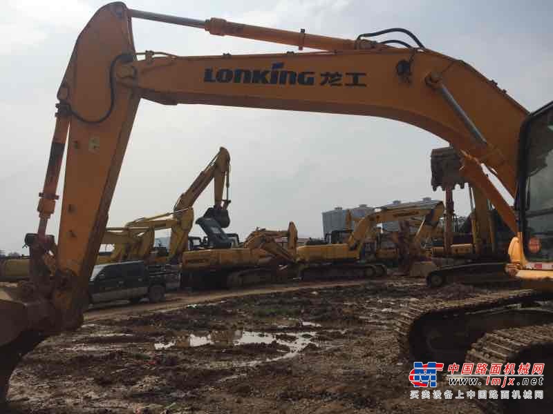 江西出售转让二手4800小时2011年龙工LG6225挖掘机