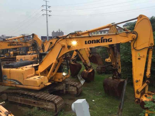 江西出售转让二手3900小时2011年龙工LG6235挖掘机