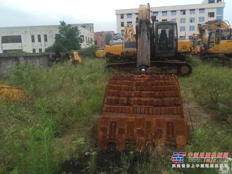 江西出售转让二手3500小时2010年徐工XE230挖掘机