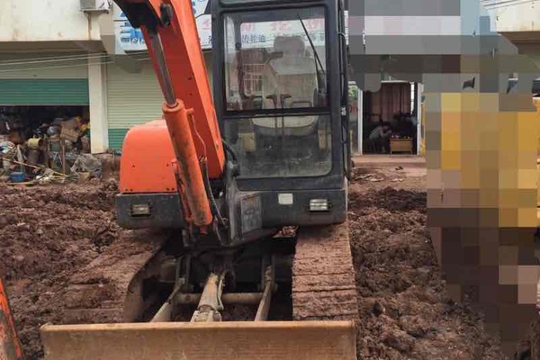 江西出售转让二手6363小时2010年斗山DH55挖掘机