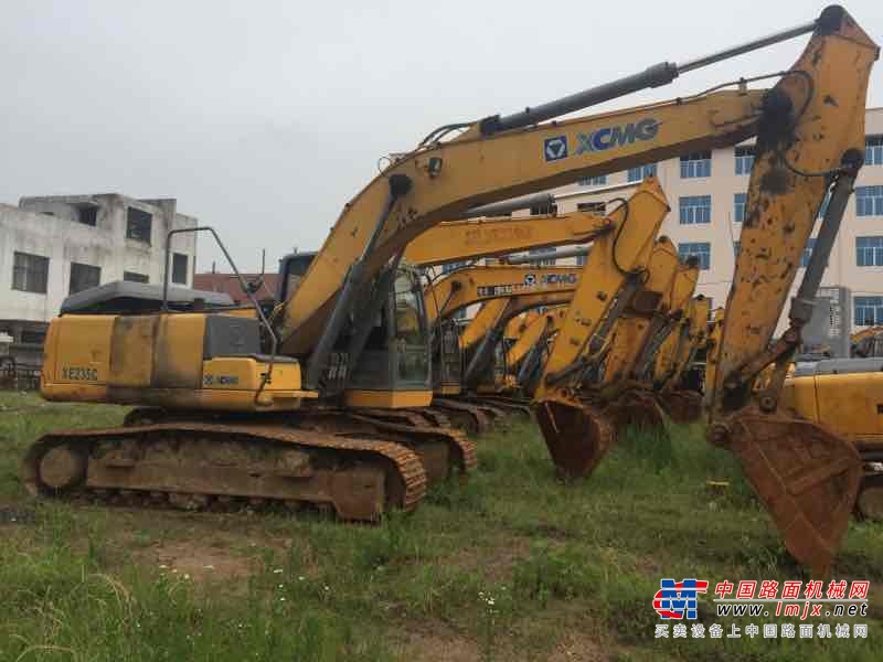 江西出售转让二手4900小时2010年徐工XE210挖掘机