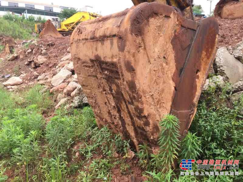 江西出售转让二手15975小时2005年卡特彼勒330C挖掘机