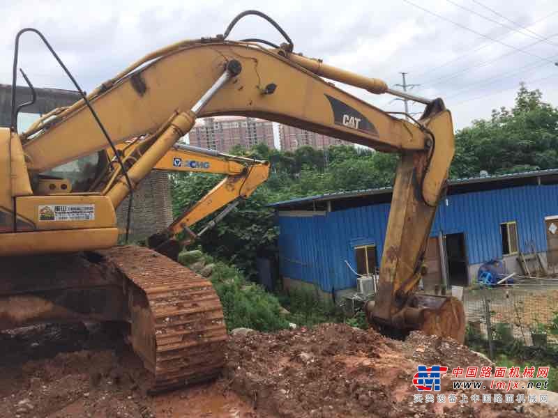 江西出售转让二手15975小时2005年卡特彼勒330C挖掘机