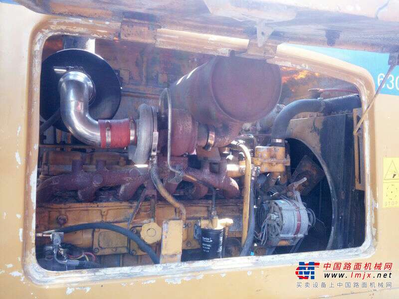 黑龙江出售转让二手2000小时2010年山工SEM630B装载机