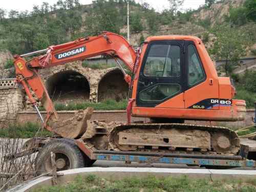 陕西出售转让二手2900小时2011年斗山DH80GOLD挖掘机