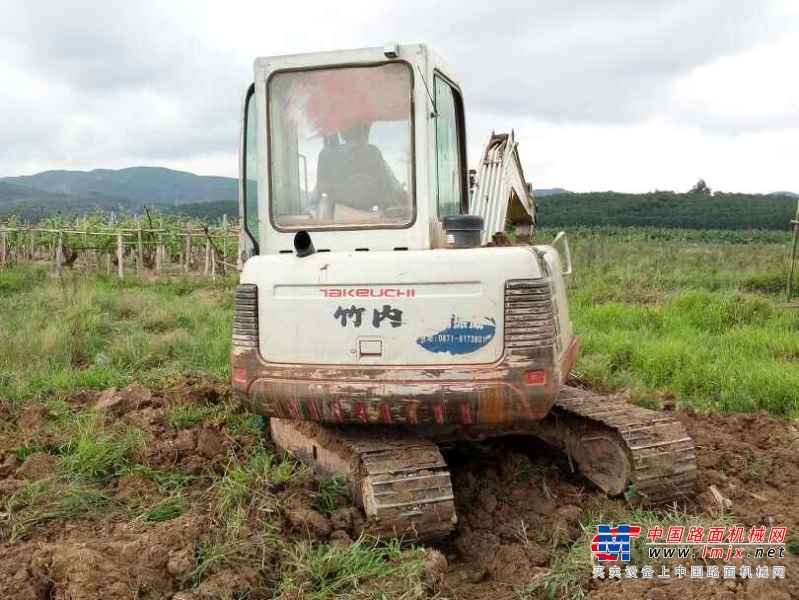 云南出售转让二手13276小时2009年竹内TB150C挖掘机