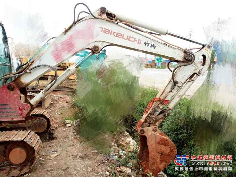 云南出售转让二手5260小时2010年竹内TB160C挖掘机