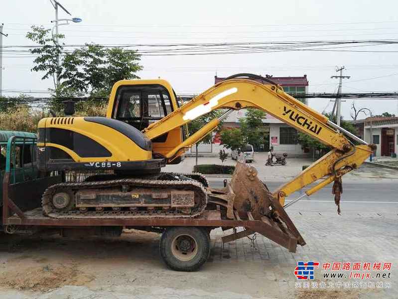 陕西出售转让二手2800小时2013年玉柴YC85挖掘机