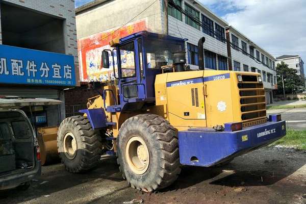 江西出售转让二手5000小时2013年龙工LG853装载机
