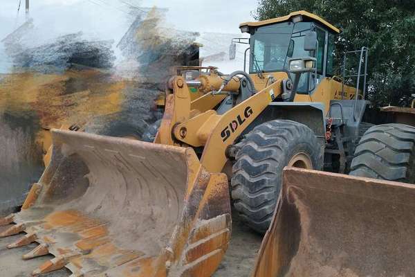 甘肃出售转让二手4000小时2010年临工LG958L装载机