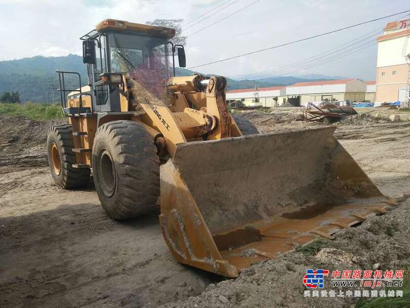 云南出售转让二手4821小时2012年龙工LG855D装载机