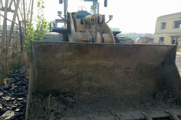 辽宁出售转让二手8000小时2009年龙工LG855装载机