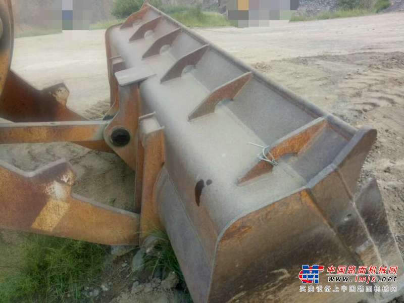 辽宁出售转让二手8000小时2007年龙工LG833装载机