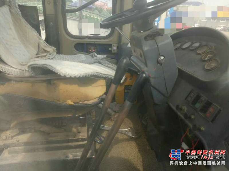 辽宁出售转让二手9000小时2010年龙工LG853装载机