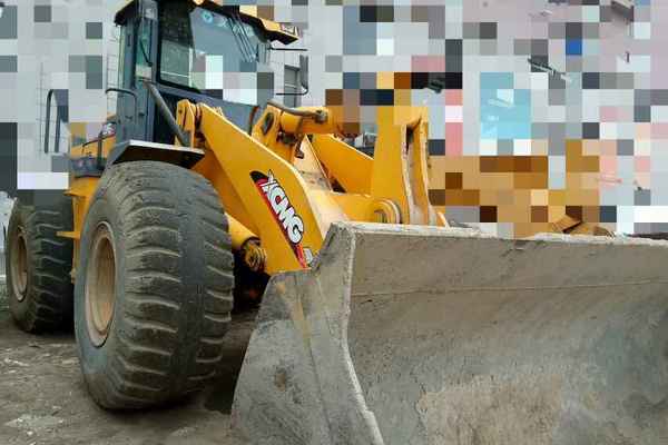 辽宁出售转让二手8200小时2010年徐工LW500F装载机