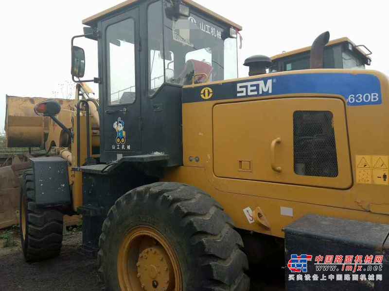 辽宁出售转让二手6500小时2013年山工SEM630B装载机