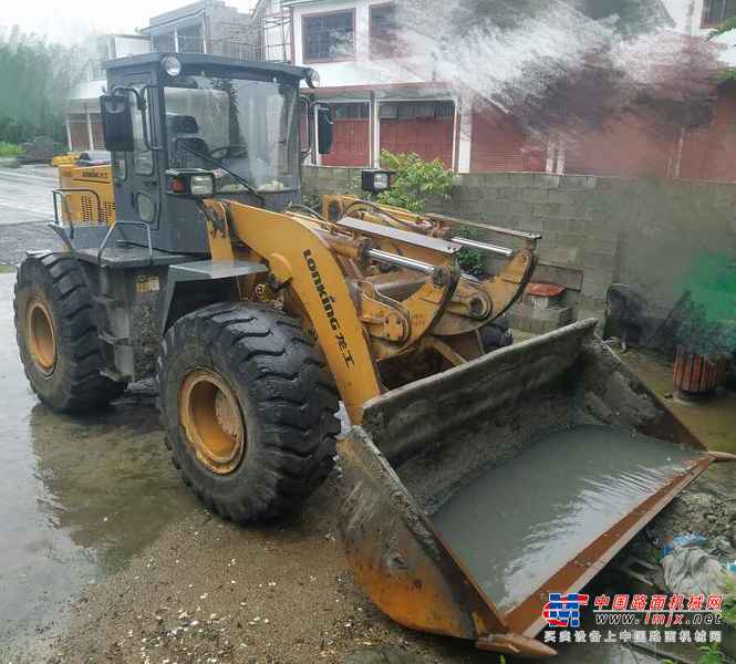 贵州出售转让二手5600小时2014年龙工LG850D装载机