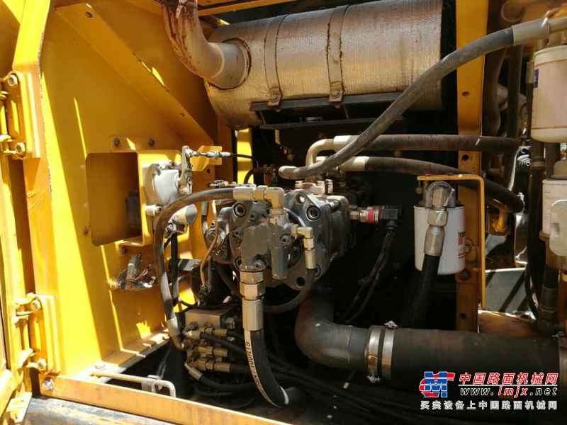 云南出售转让二手3800小时2013年山重建机JCM913D挖掘机