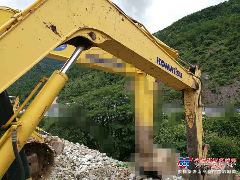 云南出售转让二手4400小时2010年小松PC60挖掘机