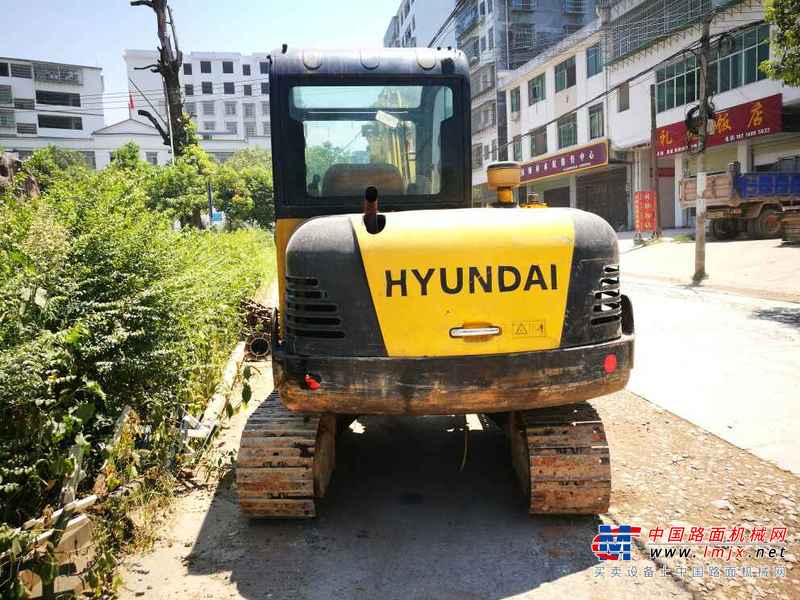 江西出售转让二手4401小时2013年现代R60挖掘机