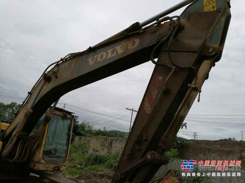 云南出售转让二手18879小时2004年沃尔沃EC210BLC挖掘机
