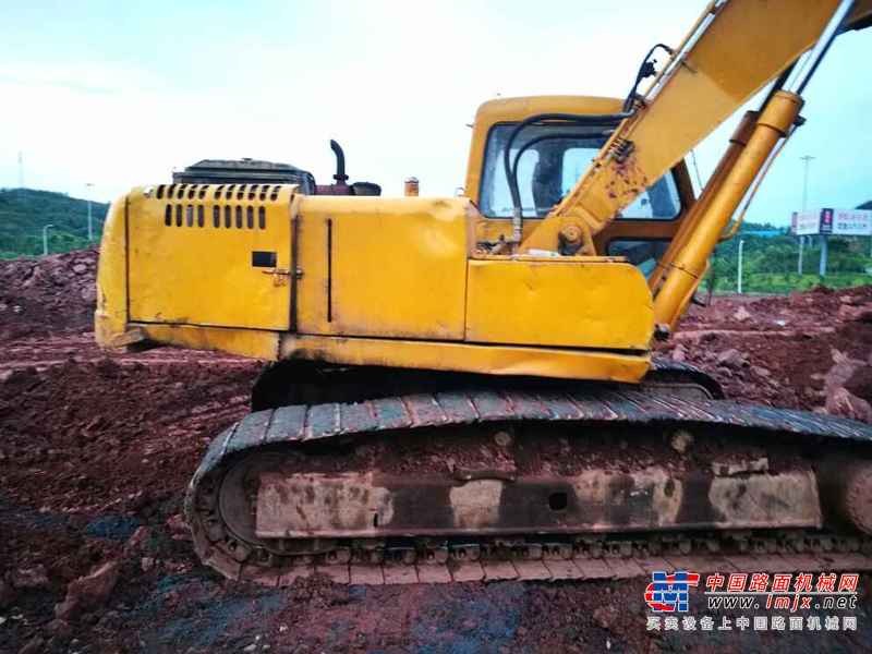 江西出售转让二手12000小时2007年现代R210挖掘机