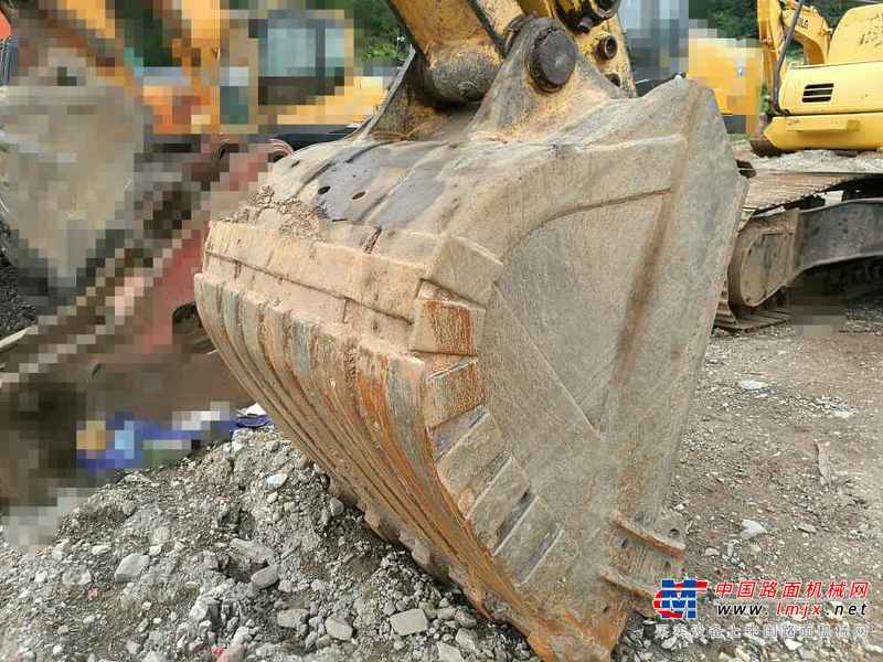 云南出售转让二手12500小时2009年小松PC220挖掘机