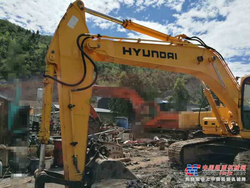 云南出售转让二手12624小时2008年现代R225挖掘机