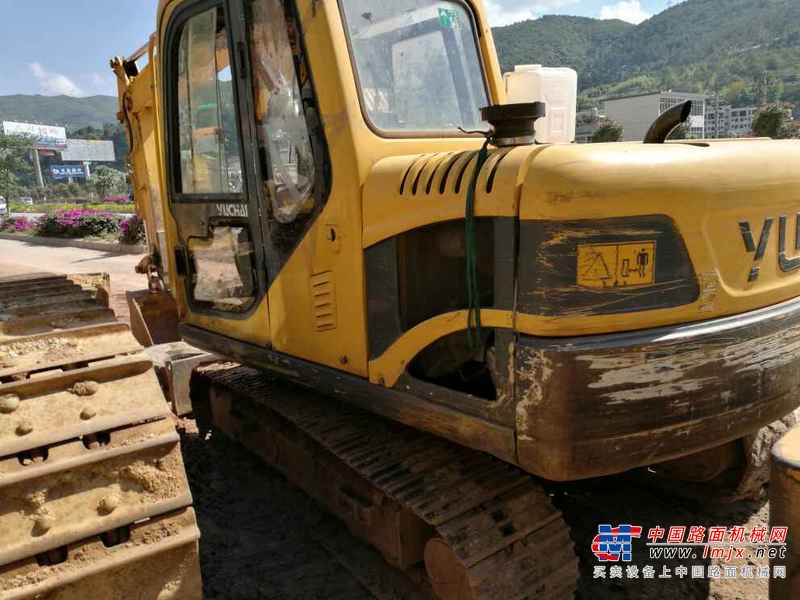 云南出售转让二手7600小时2012年玉柴YC85挖掘机