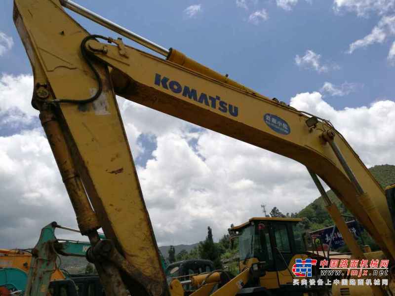 云南出售转让二手14000小时2007年小松PC220挖掘机