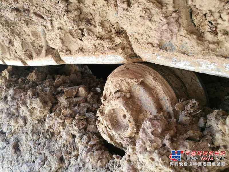 云南出售转让二手10019小时2010年斗山DH225LC挖掘机