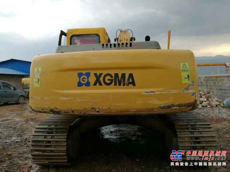 云南出售转让二手11090小时2009年厦工XG822LC挖掘机