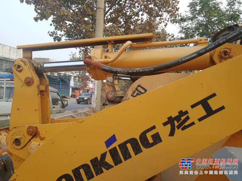 山东出售转让二手3215小时2012年龙工LG833装载机