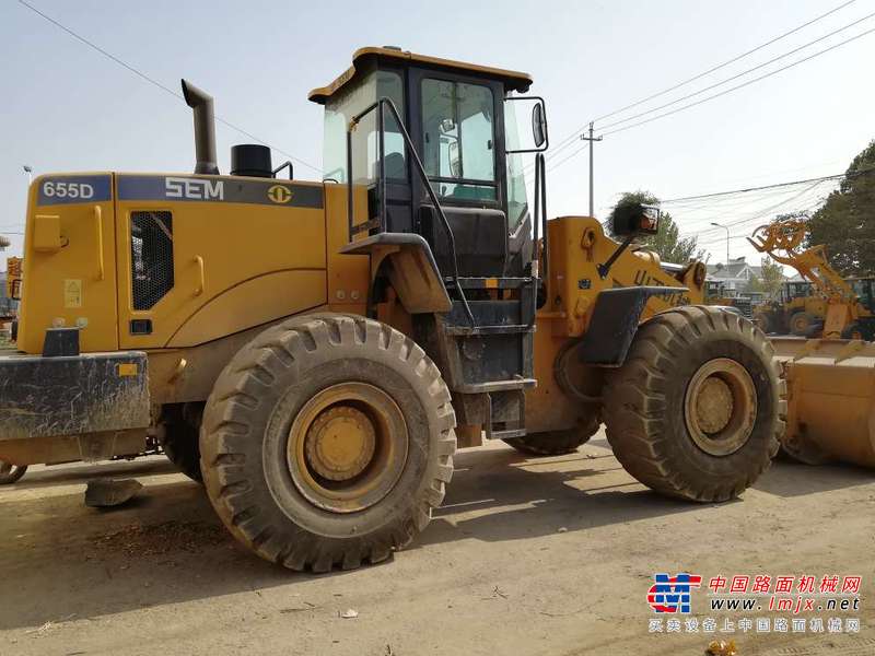 山东出售转让二手102小时2017年山工SEM655D装载机