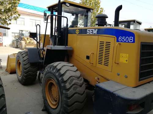 山东出售转让二手1862小时2015年山工SEM650B装载机