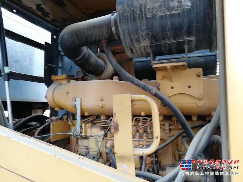 山东出售转让二手2583小时2014年山工SEM650B装载机