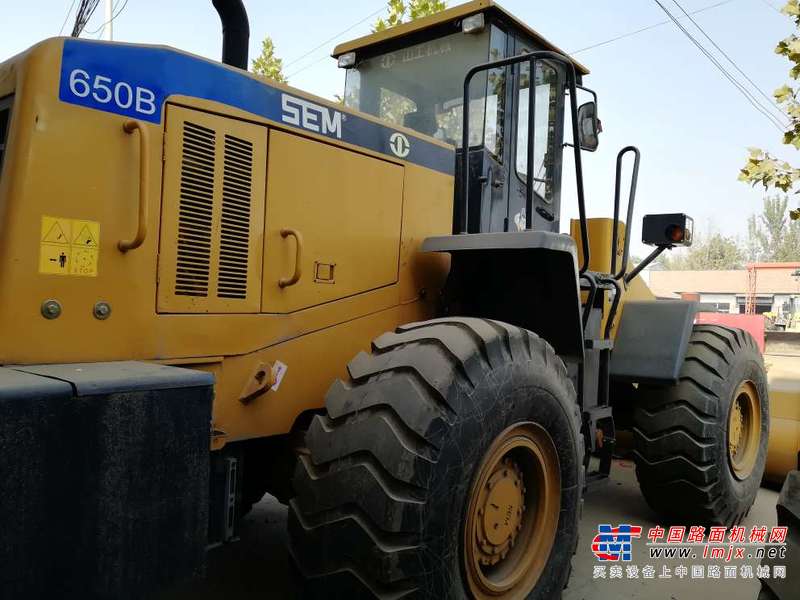 山东出售转让二手2583小时2014年山工SEM650B装载机