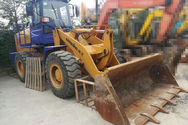 陕西出售转让二手400小时2016年龙工LG833G装载机