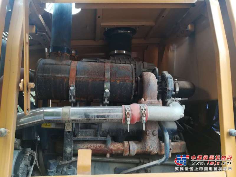 陕西出售转让二手400小时2016年龙工LG833G装载机
