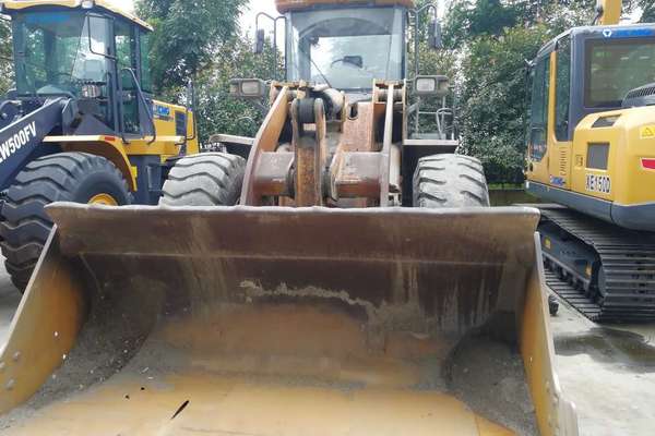 陕西出售转让二手8000小时2011年龙工LG50C装载机