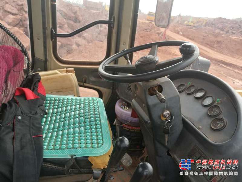 江西出售转让二手7900小时2010年龙工850装载机