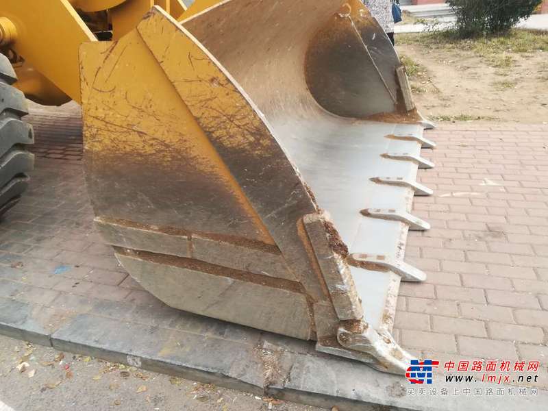 辽宁出售转让二手1000小时2016年山工SEM652B装载机