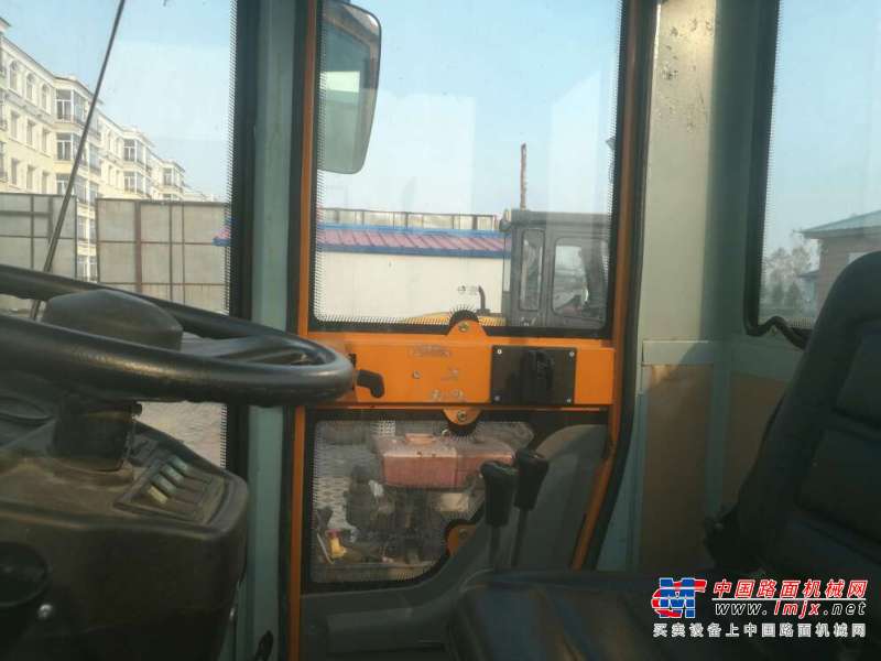 黑龙江出售转让二手300小时2016年现代重工XD926G装载机