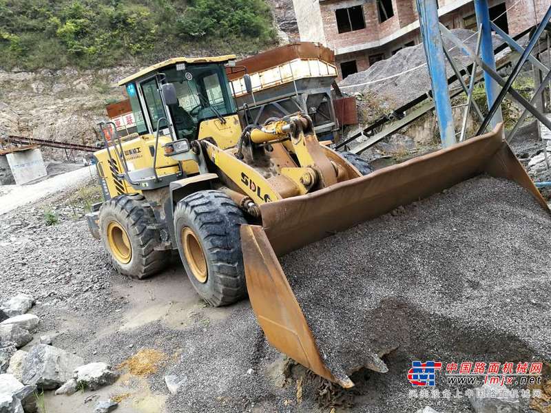 贵州出售转让二手8760小时2011年临工LG953L装载机