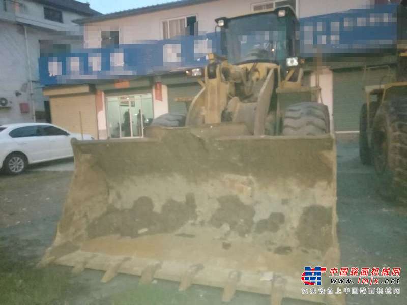 陕西出售转让二手2000小时2013年福田雷沃FL956F装载机