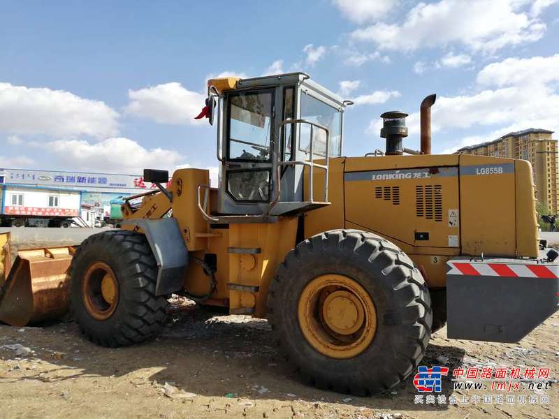 内蒙古出售转让二手5000小时2011年龙工LG855B装载机
